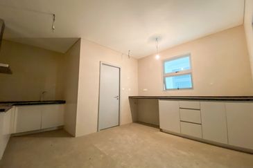 Suasana Bukit Ceylon