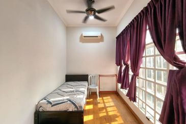 Avenue 4 Lake Valley