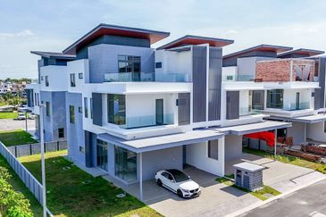 Broadleaf Residences, Hometree