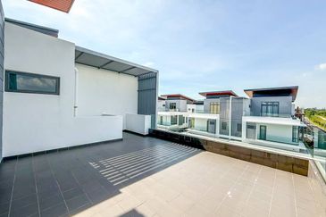 Broadleaf Residences, Hometree