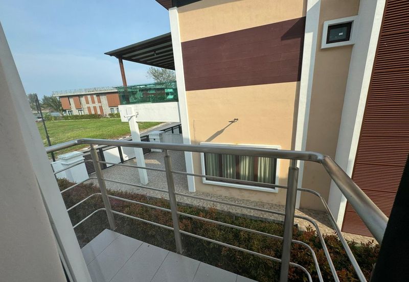 Avillion Admiral Cove