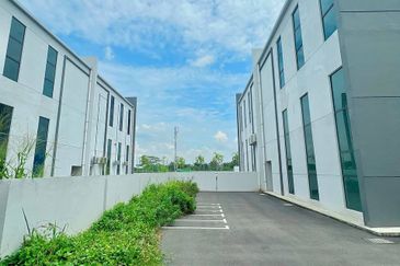 Cipta Industrial Park @ Serenia City