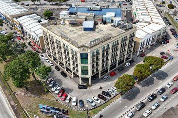 Facing Main Road! 5 Storey Commercial Building Bandar Bukit Baru Melaka 