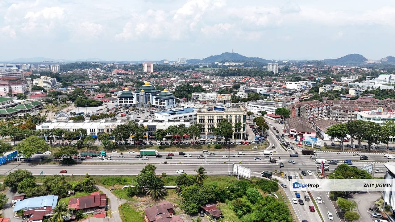 Facing Main Road! 5 Storey Commercial Building Bandar Bukit Baru Melaka , Melaka, Melaka Tengah