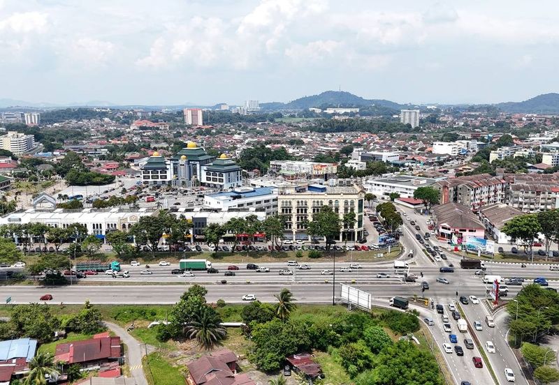 Facing Main Road! 5 Storey Commercial Building Bandar Bukit Baru Melaka 