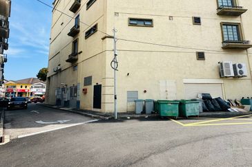 Facing Main Road! 5 Storey Commercial Building Bandar Bukit Baru Melaka 