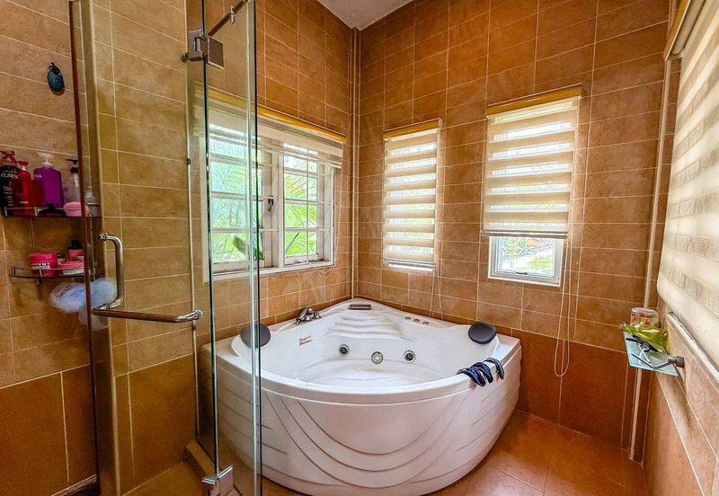 Seksyen 8, Kota Damansara