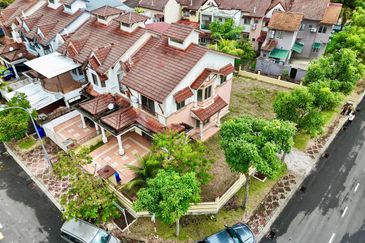 Jalan Spektrum U16 @ Taman Bukit Subang