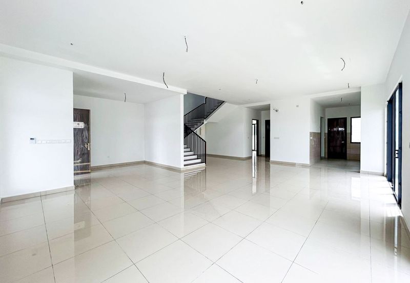 Elmina Green The Eighth @ City of Elmina