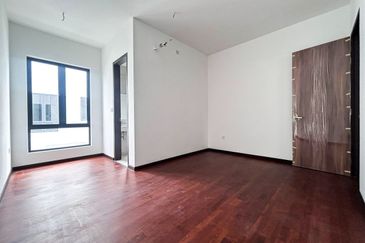 Elmina Green The Eighth @ City of Elmina