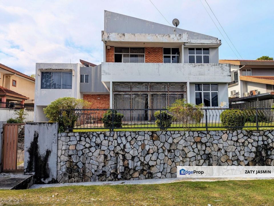 SS 22 Petaling Jaya, 2.5 Storey Classic Beautiful Bungalow For Sale, Selangor, Petaling Jaya