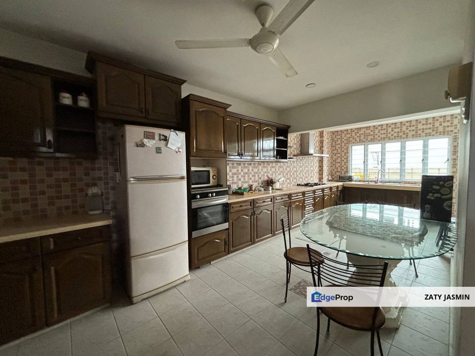 Facing Open! Bangsar KL. Double Storey House For Sale, Kuala Lumpur, Bangsar