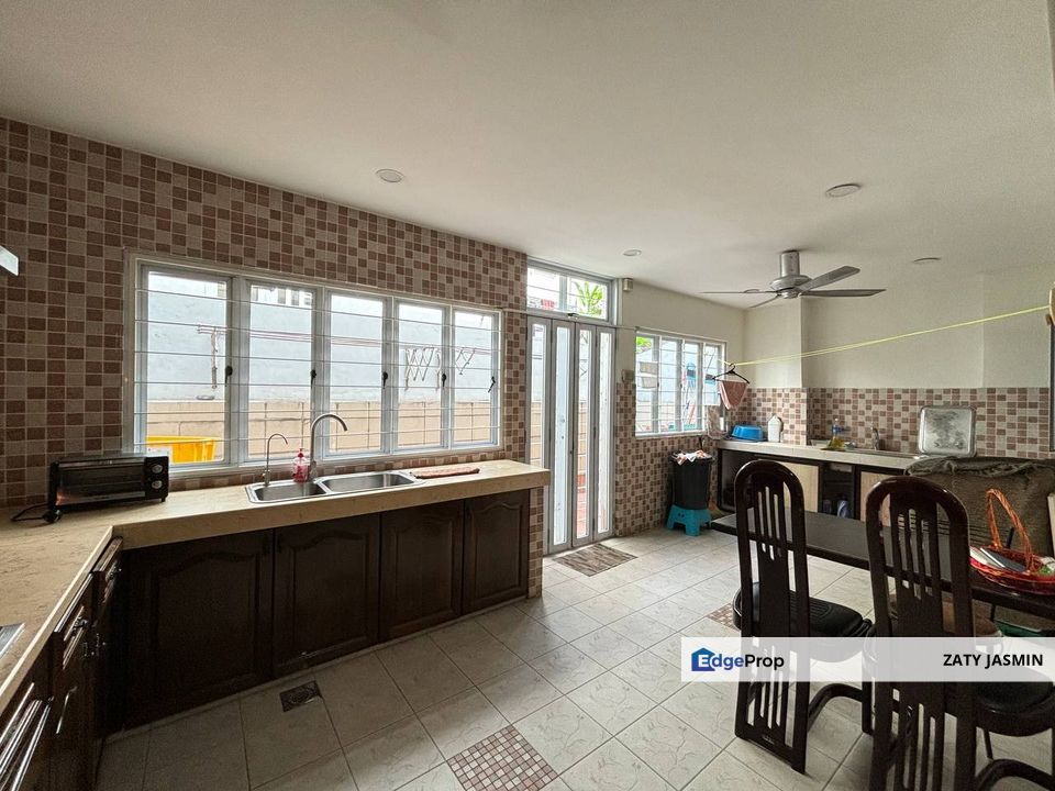 Facing Open! Bangsar KL. Double Storey House For Sale, Kuala Lumpur, Bangsar