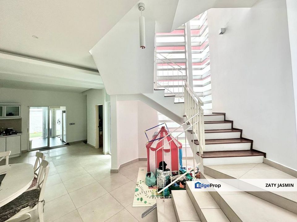 Prima Villa Saujana Melawati, Taman Melawati, KL.  Semi D Two Storey For Sale, Kuala Lumpur, Ampang