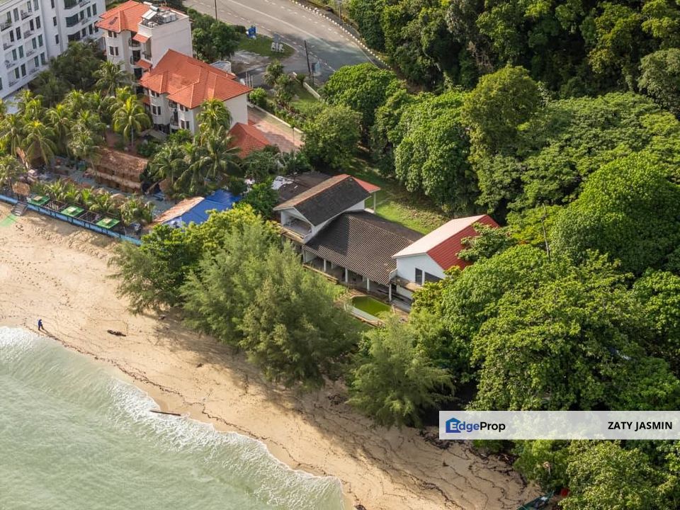 Batu Ferringhi, Penang, Freehold Beachfront Land For Sale, Penang, Batu Ferringhi