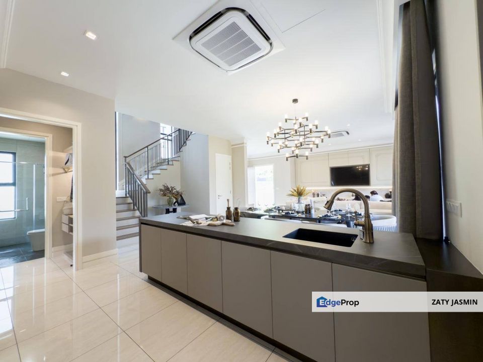 Permata Gemma, Gombak Heights Bungalow 3 Storey For Sale, Selangor, Gombak