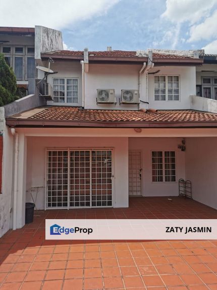 2 Storey House at SS19 Subang Jaya , Selangor, Subang Jaya