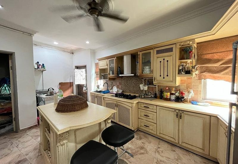 Winchester, Ara Damansara