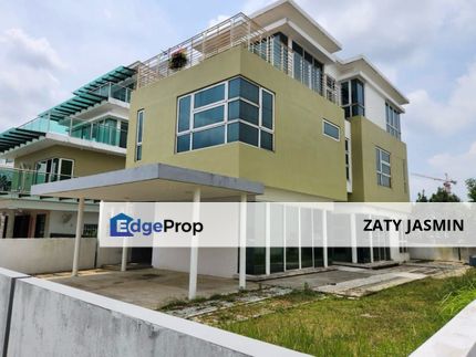 Good View&Condition 3 Storey Zero Lot Bungalow Laman Granview Saujana Puchong , Selangor, Puchong South