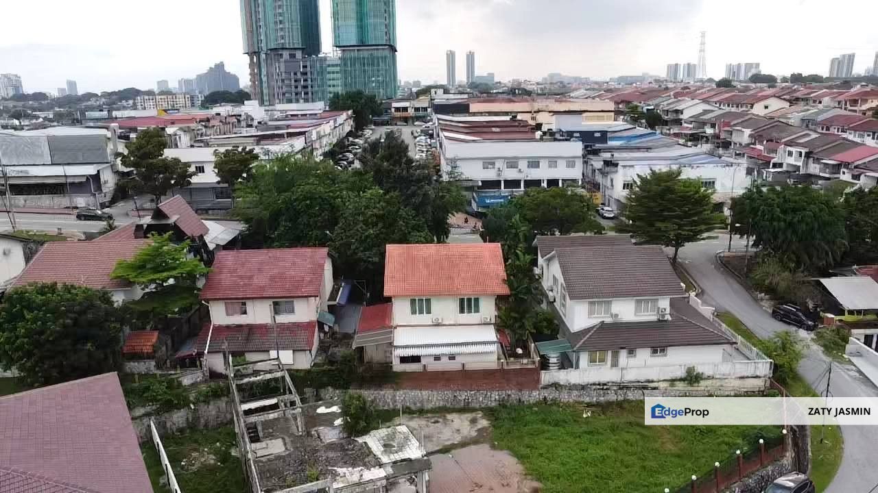 Freehold Jalan 21/11, Double Storey Bungalow [Fully Furnished] Sea Park Petaling Jaya, Selangor, Petaling Jaya