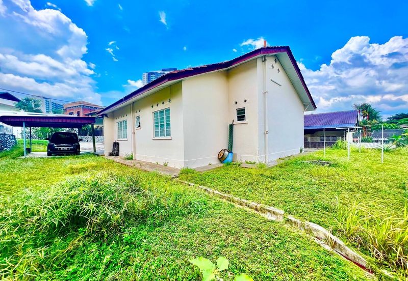 Seksyen 12, Petaling Jaya