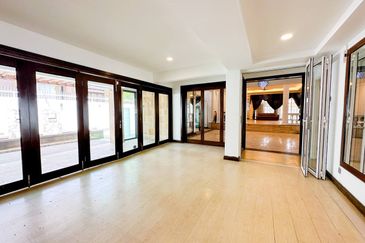 Freehold Exclusive Double Storey Bungalow Bukit Tunku, Kenny Hills, Kuala Lumpur 