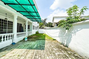Freehold Exclusive Double Storey Bungalow Bukit Tunku, Kenny Hills, Kuala Lumpur 