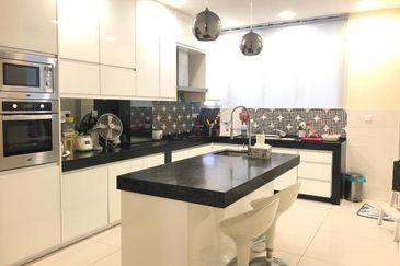 Saville @ The Park - Twin Villa