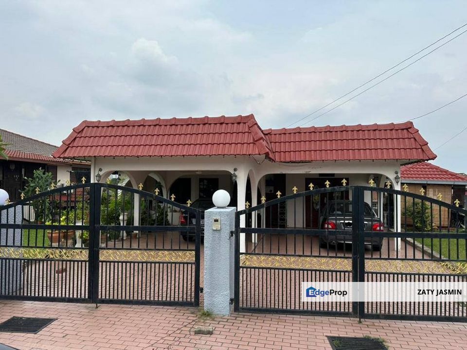 Freehold Single Storey Bungalow Taman Perwira Satu, Gombak Setia 53100 Kuala Lumpur for Sale