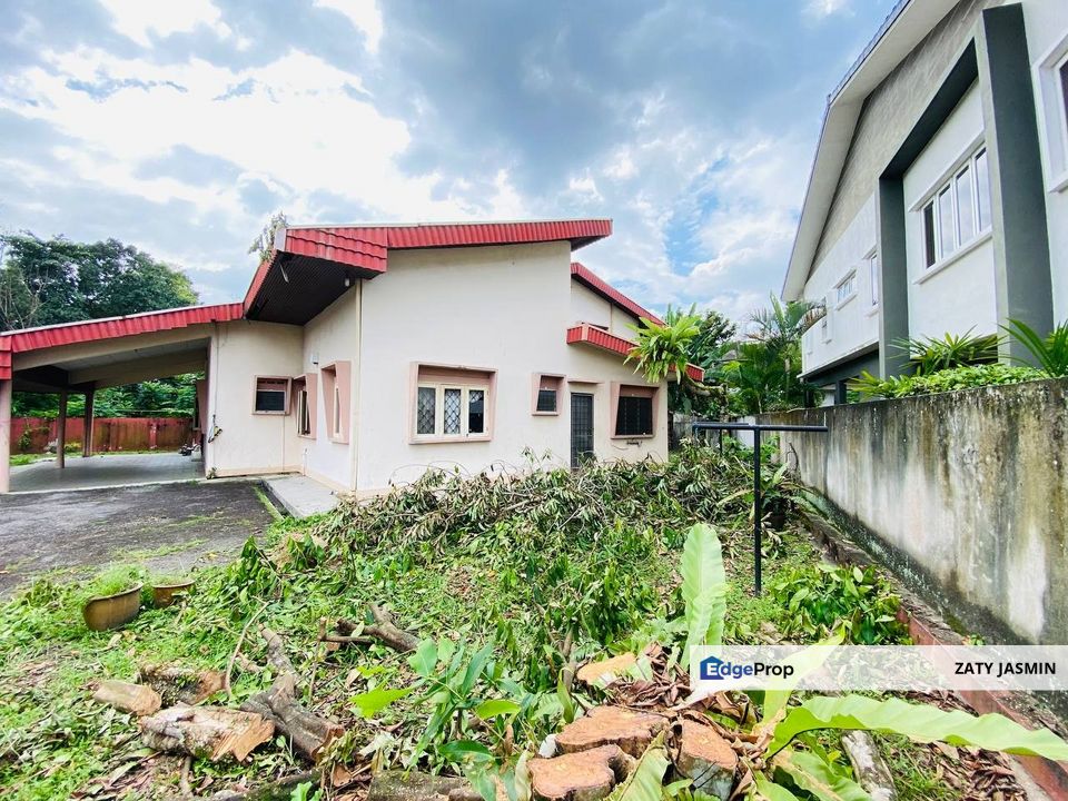 ONE AND HALF STOREY BUNGALOW SEKSYEN 16 PETALING JAYA (Cul de Sac) , Selangor, Petaling Jaya