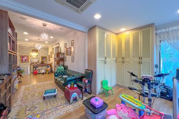 Seksyen 4, Petaling Jaya