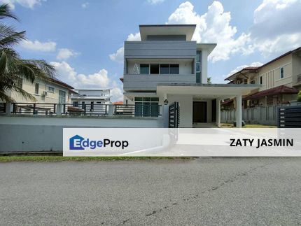 2.5 Storey Modern Bungalow Taman Sri Budiman Jalan Shahbandar Bandar Mahkota Cheras, Selangor, Cheras