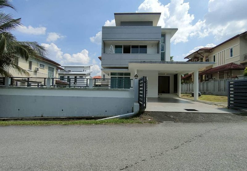 Bandar Mahkota Cheras