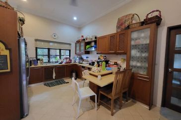 Seksyen 11, Shah Alam