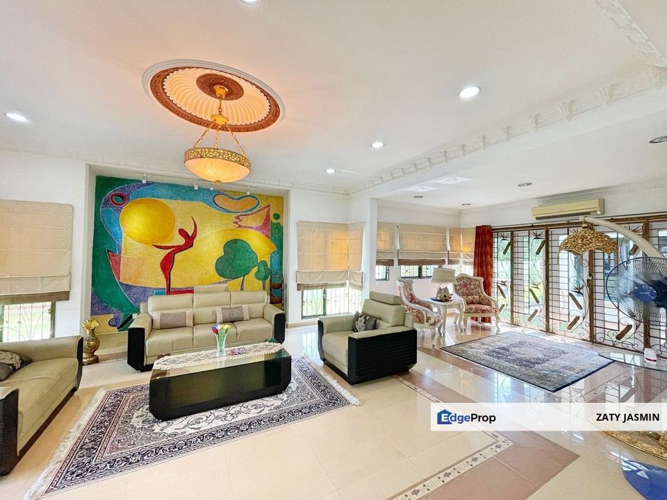 FACING NORTH EAST Freehold Beautiful Double Storey Bungalow, Jalan Mihrab, Bukit Jelutong.  , Selangor, Bukit Jelutong