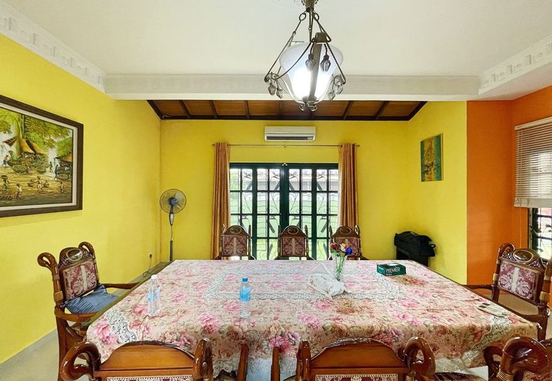 FACING NORTH EAST Freehold Beautiful Double Storey Bungalow, Jalan Mihrab, Bukit Jelutong.  