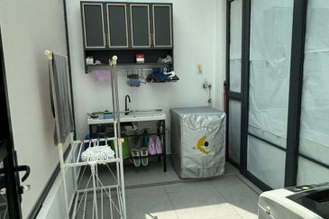 Lucent Residence @ twentyfive.7