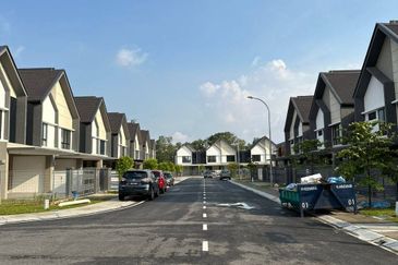 Seksyen 12, Shah Alam