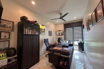 Kampung Sungai Kayu Ara