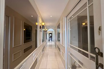 Kampung Sungai Kayu Ara