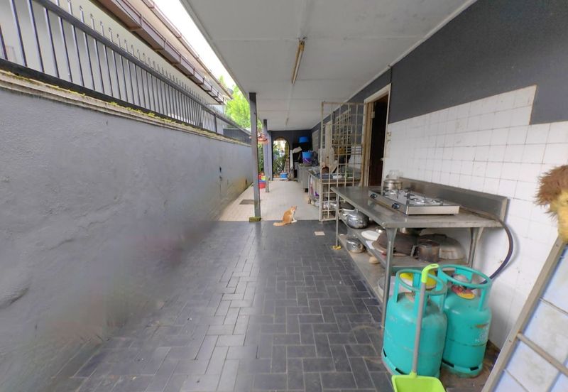 Freehold CORNER LOT 2.5 Storey Bungalow Taman Melawati Kuala Lumpur 