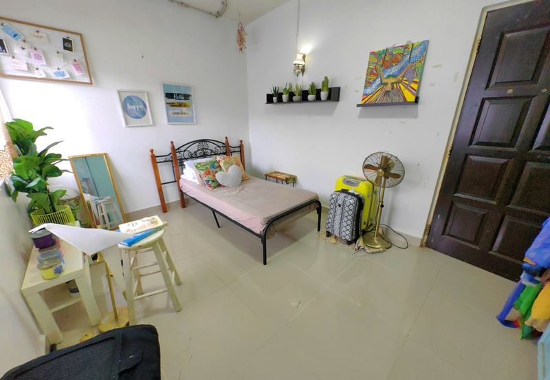 Freehold CORNER LOT 2.5 Storey Bungalow Taman Melawati Kuala Lumpur 