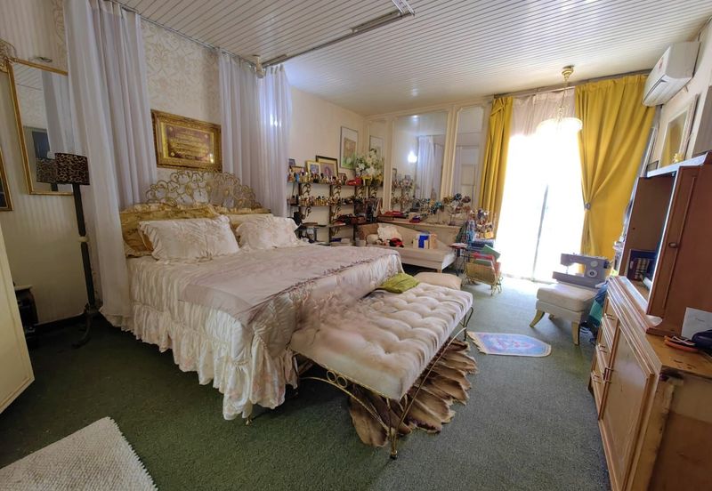 Freehold CORNER LOT 2.5 Storey Bungalow Taman Melawati Kuala Lumpur 