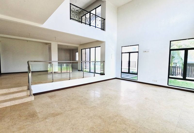 Laman Permai Subang Jaya Like New Double Storey Bungalow 