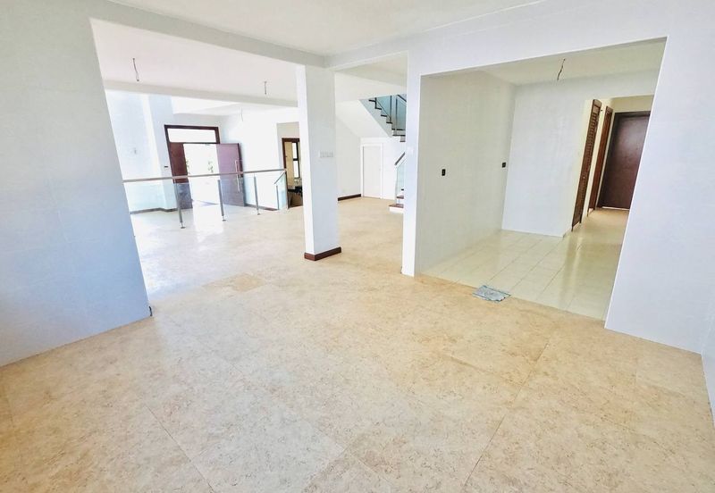 Laman Permai Subang Jaya Like New Double Storey Bungalow 