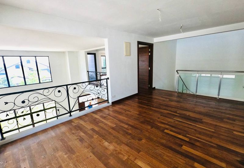 Laman Permai Subang Jaya Like New Double Storey Bungalow 