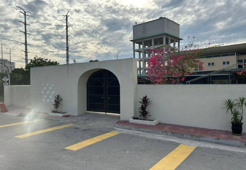 Luxury Bungalow (20,000 sqft with Swimming Pool) Desa Pandan KL FOR SALE