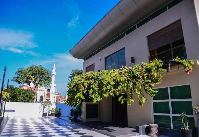 Luxury Bungalow (20,000 sqft with Swimming Pool) Desa Pandan KL FOR SALE