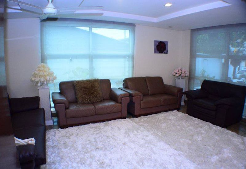Luxury Bungalow (20,000 sqft with Swimming Pool) Desa Pandan KL FOR SALE
