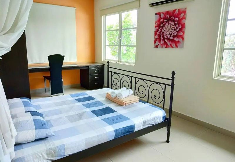 Luxury Bungalow (20,000 sqft with Swimming Pool) Desa Pandan KL FOR SALE